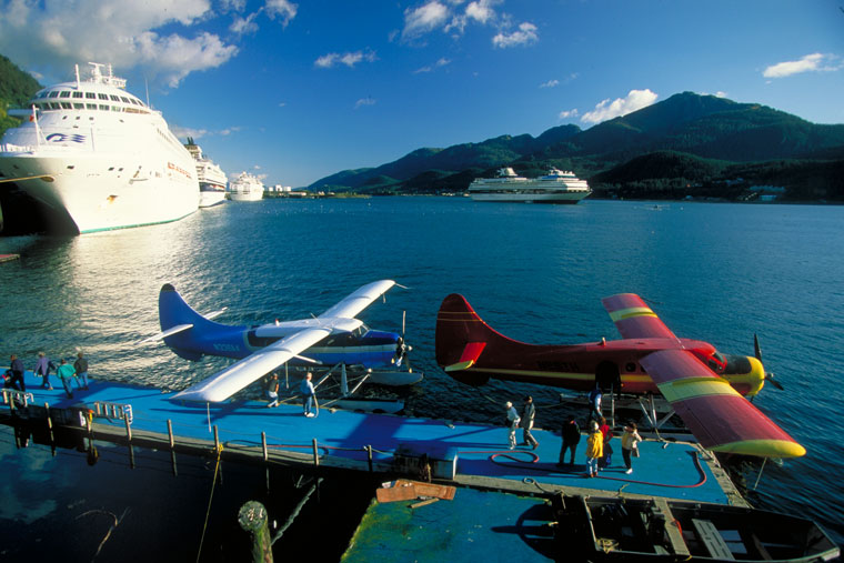 Alaska float plane